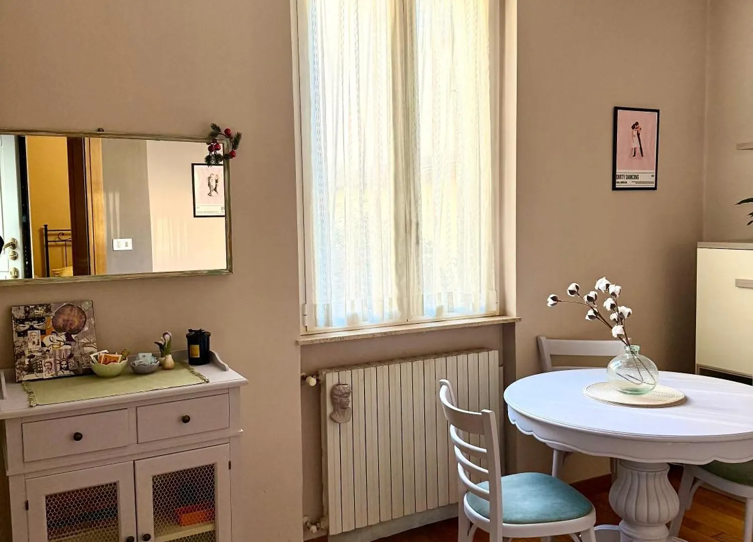 Semesterbostad Gionas - Casa Indipendente In Zona Strategica Villa Milano