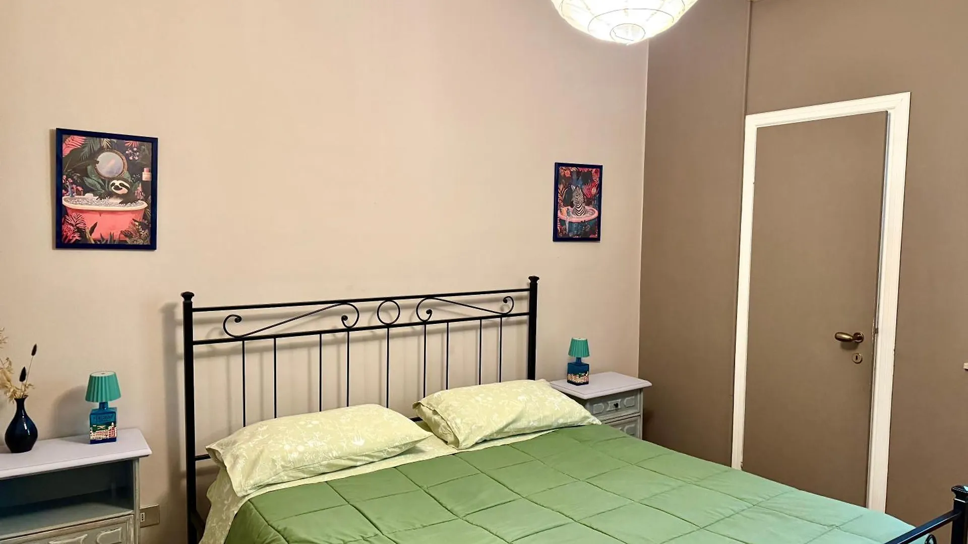 Semesterbostad Gionas - Casa Indipendente In Zona Strategica Villa Milano